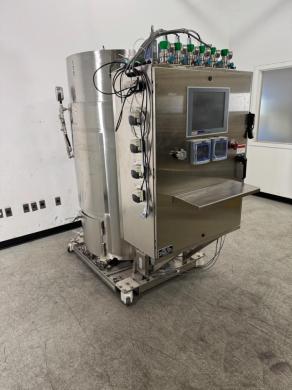 Thermo Scientific HyClone H11211-01 Single-Use Bioreactor with Touchscreen Control and Mobile Base-cover