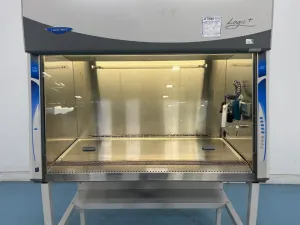 Labconco Logic + Purifier 4' Class II Biosafety Cabinet for Laboratory Containment, 3 of 4
