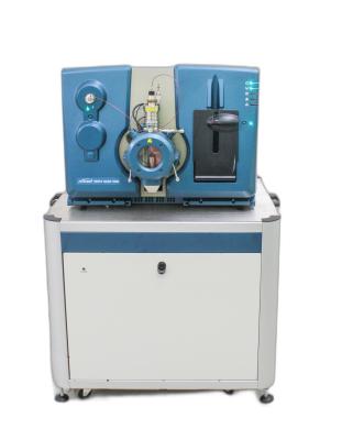 AB Sciex Triple Quad 6500 Triple Quadrupole Mass Spectrometer with MS-Table-1B and Vacuum Pumps-cover