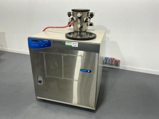 Labconco FreeZone 6 Plus Laboratory Lyophilizer with Digital Control Panel-cover