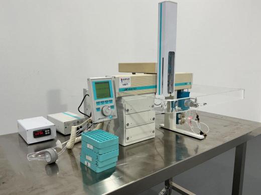 CTC Analytics HTC PAL Automated Robotic Autosampler for HPLC with Peltier Thermostat-cover