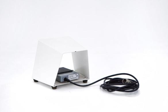 Leica Cryostat Foot Switch for CM3050 and CM1900, 14040909914-cover