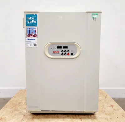 Sanyo MCO-18AIC CO2 Incubator