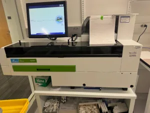 PerkinElmer WIZARD2 2480 Automatic Gamma Counter for Precise Radioactivity Measurement, 2 of 4
