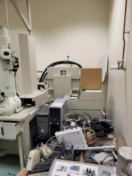 JEOL JEM2011 Transmission Electron Microscope for Spares, 45 of 46