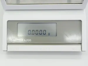 Mettler AJ100 Analytical Balance for High-Precision Weighing, 3 of 6