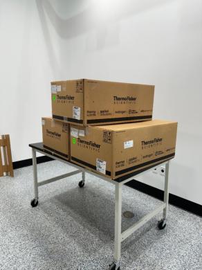Thermo 1000 Liter Impulse Single-Use BioProcess Container for Biomanufacturing-cover