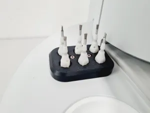 CryoXtract CXT350 Frozen Sample Aliquotter for Controlled Sample Dispensing, 17 of 45