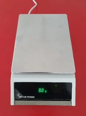 Mettler PM 3000 balance