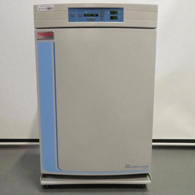 Thermo Scientific 3110 CO2 Water Jacketed Incubator-cover