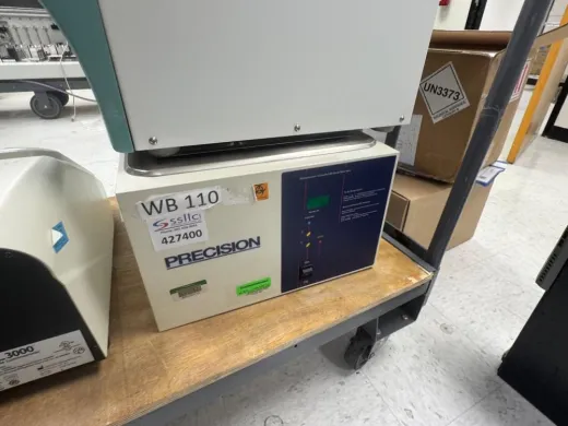 Thermo Scientific Precision Water Bath Model 51221052 for Controlled Laboratory Heating
