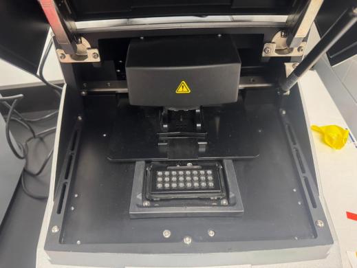 Qiagen PyroMark Q24 Benchtop DNA Sequencer for Pyrosequencing Applications-cover