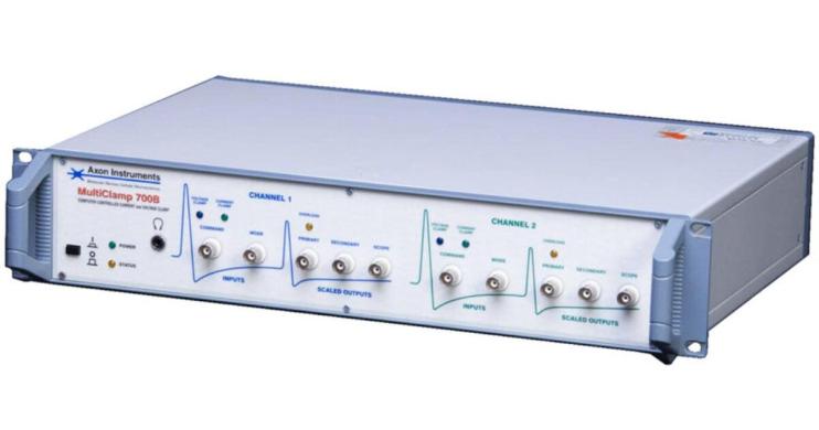 Molecular Devices MultiClamp 700B-cover