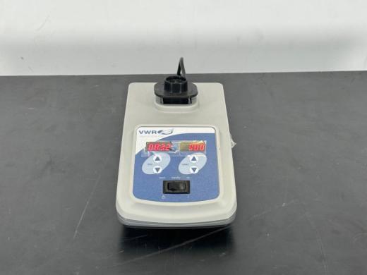 VWR Advanced Microplate Vortex Mixer for sample mixing and preparation-cover