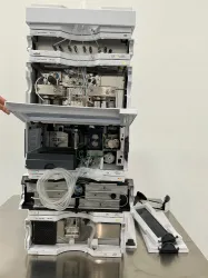 Agilent 1260 Series Modular High-Performance Liquid Chromatography (HPLC) System, 3 of 4