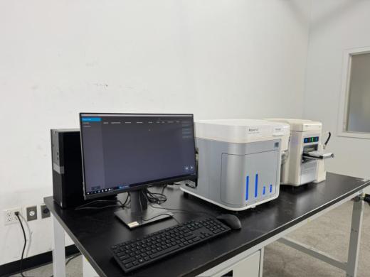 Invitrogen Attune NxT Acoustic Focusing Cytometer with CytKick Max Auto Sampler-cover
