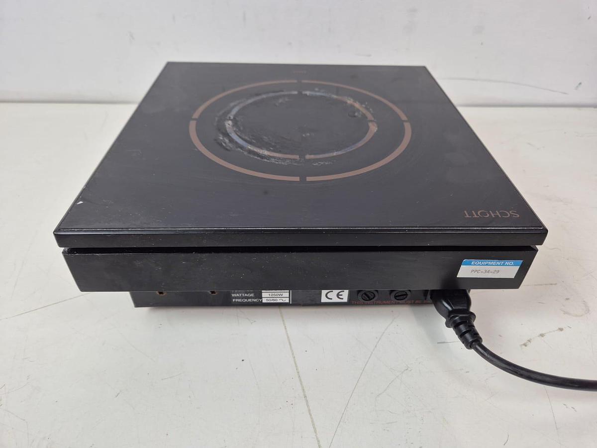Schott Halogen HT2 Ceramic Hotplate Stirrer with Magnetic Stirring and High-Temperature Control