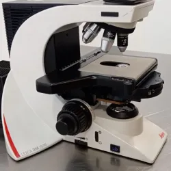 Leica DM2500 Trinocular Microscope, 4 of 16