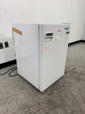 VWR Revco Model U2005GA14 Laboratory Undercounter Refrigerator-cover