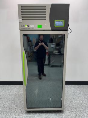 Caron CO2 Incubator Model 7402-33-1 with Refrigerated Environmental Control-cover