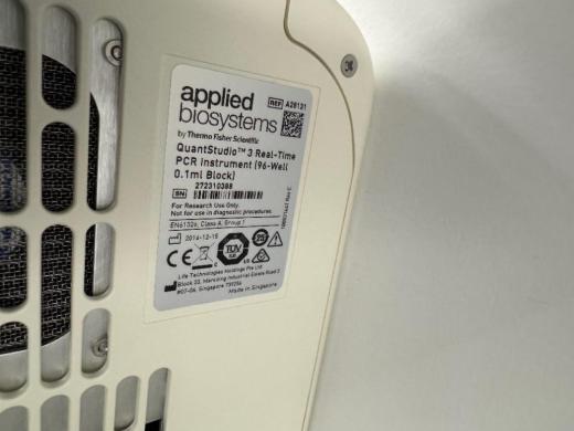 Applied Biosystems QuantStudio 3 Real-Time PCR System with 0.1 mL Thermal Block-cover