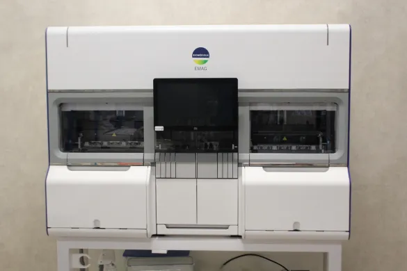 BioMérieux EMAG Automated Nucleic Acid Extraction System for Clinical Samples