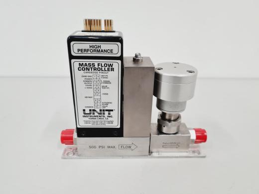 Unit Instruments UFC-1100A Mass Flow Controller for Precise Gas Flow Regulation-cover