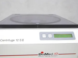 Diamed 12SII Benchtop Centrifuge for Sample Separation, 3 of 4