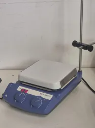 IKA C-MAG HS 7 Package Ceramic Plate Magnetic Stirrer with Heating, 5 of 7