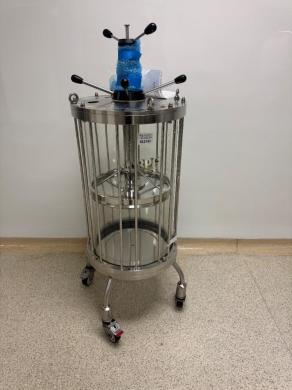 Pharmacia Biotec BPG Preparative Chromatography Column with Stainless Steel Frame-cover