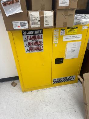 Justrite Sure-Grip EX Model 893400 20-Gallon Flammable Liquid Storage Cabinet-cover