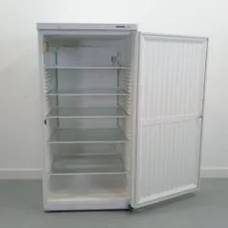 Liebherr FKEX 5000 Laboratory Refrigerator with Static Cooling and Automatic Defrost, 2 of 9