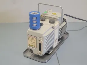 Edwards E2M1.5 Rotary Vane Vacuum Pump for Laboratory Applications, 2 of 8
