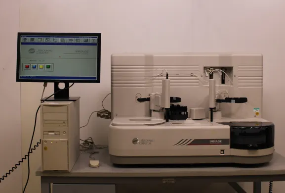 Beckman Coulter Immage 4700 Immunochemistry Analyzer with Integrated Computer