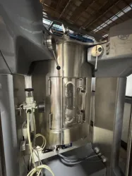 Millipore Industrial-Scale Mixing System Model M21179-04 for Bioprocessing Applications, 4 of 4