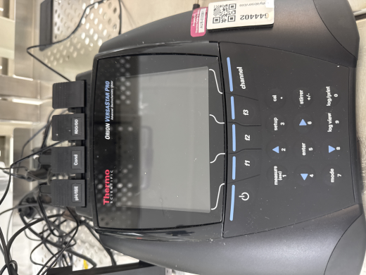 Thermo Scientific Orion VersaStar Pro Benchtop pH and Conductivity Meter-cover