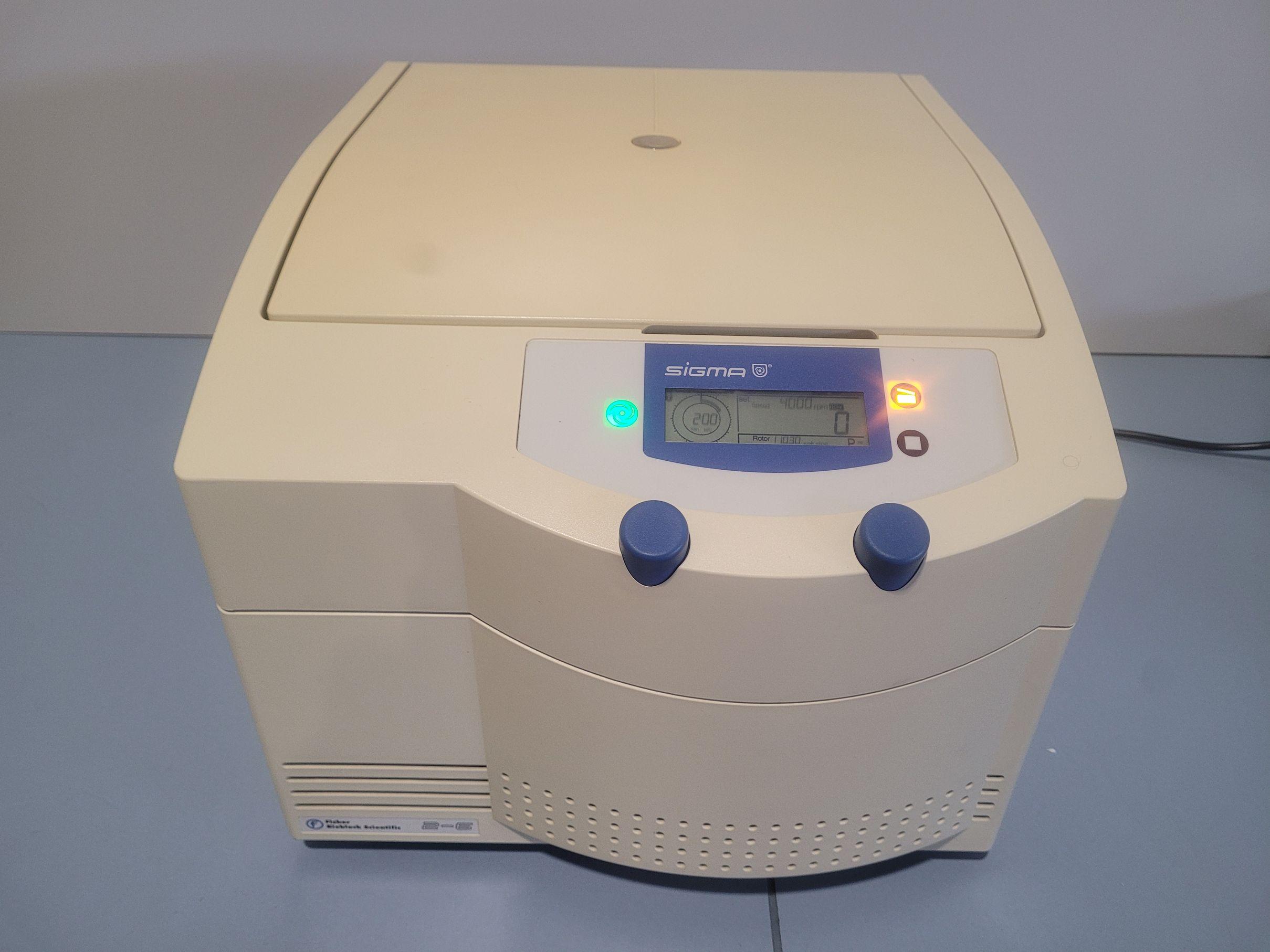 SIGMA 2-6 Benchtop Centrifuge with Free-Swivel Rotor 11030