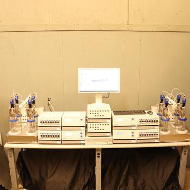 Eppendorf DASGIP 8-Fold Parallel Bioreactor System with Process Computer-cover