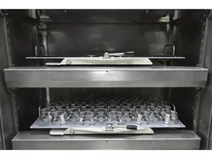 Kuhner ISF4-X Incubating Incubator Shaker with Temperature, Humidity & CO2 Control, 4 of 9
