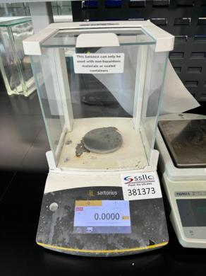 Sartorius Quintix224-1S Analytical Balance with Touchscreen and Draft Shield-cover