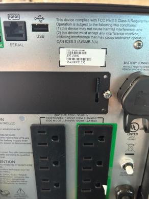 APC SMT1500C Smart-UPS 1500VA Uninterruptible Power Supply with USB Communication-cover