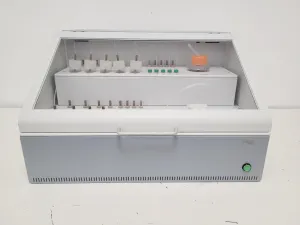 Illumina Genome Analyser IIx System with PEM IIX and Cluster Station for High-Throughput DNA Sequencing, 16 of 39
