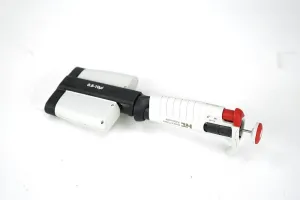 HTL Discovery 0.5–10 µL 8-Channel Pipette, 1 of 3