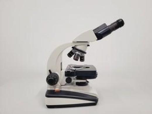 Prior Model PX042 Compound Microscope & 4 x Objectives Lab-cover