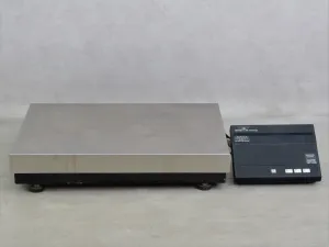 Mettler ID2 Multirange Scale, 2 of 3