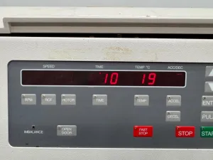 Beckman Coulter Allegra X-22R Refrigerated Benchtop Centrifuge with Swing Bucket Rotor, 2 of 4