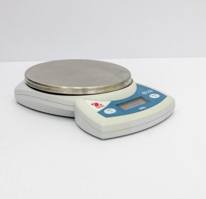 Ohaus CS 200 Bench Scale with 200g Capacity and 0.1g Readability-cover