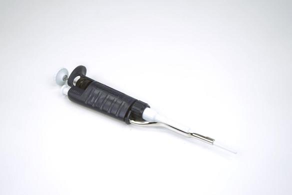 Gilson Pipetman Classic P20 Adjustable Single-Channel Air-Displacement Pipette, 2–20 µL