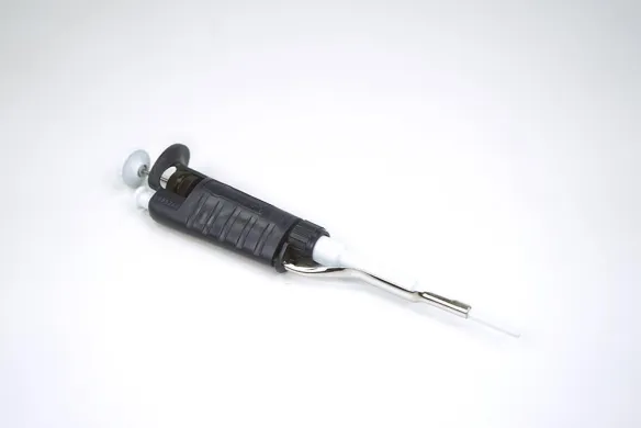 Gilson Pipetman Classic P20 Single-Channel Adjustable-Volume Pipette, 2–20 µL
