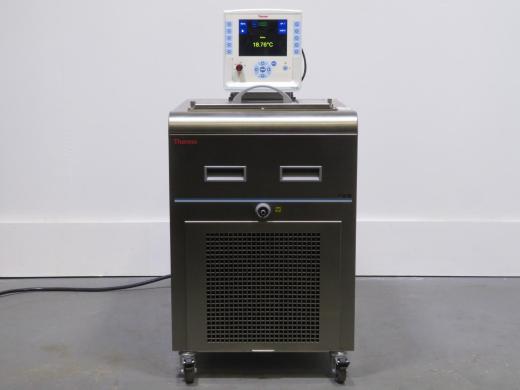 Thermo Scientific Haake G50/PC200 Refrigerated Circulator with ±0.01°C Stability and 2000W Heating-cover